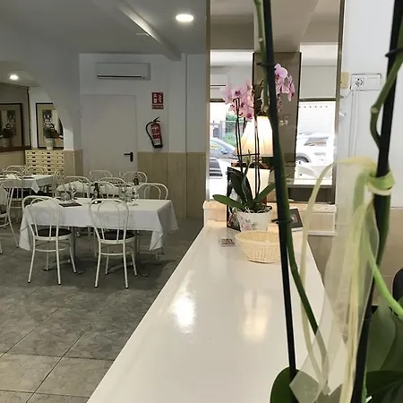 Playa Sol Costa Brava בית הארחה